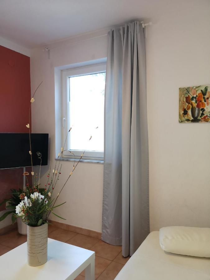 Apartments With A Parking Space Banjol, Rab - 5071 Εξωτερικό φωτογραφία